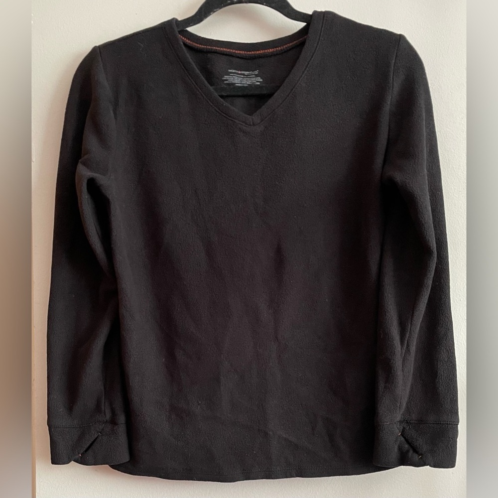 Warm Essentials Women’s Warm Black top With Thumb Holes Size Large